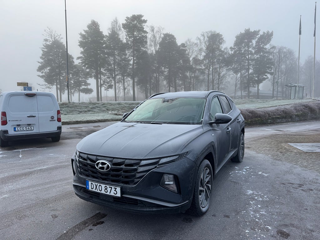 Hyundai Tucson 1.6 T-GDI iMT Essential. Kamera/Farth