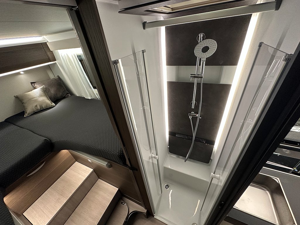 Adria Coral Supreme 670 SL  / ALDE / 180 HK Automat - Adria