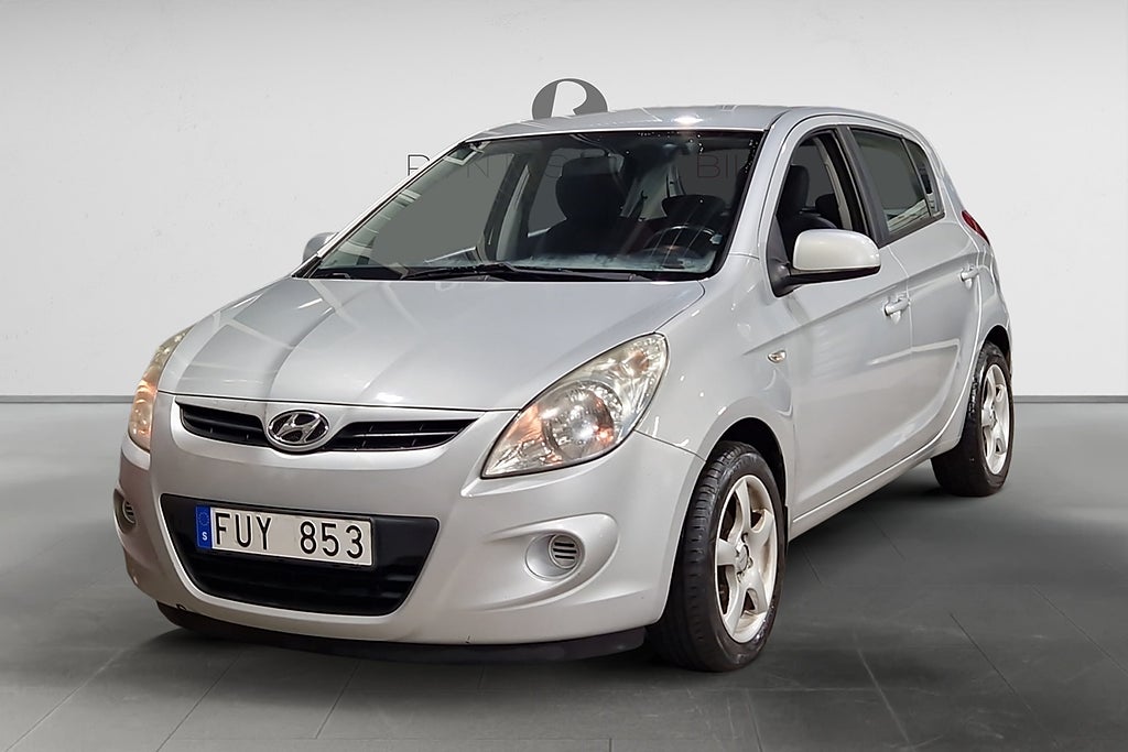 Hyundai i20 1.4 101 HK SELECT 5D 844KR/ÅR 0.47L/MIL 15" 