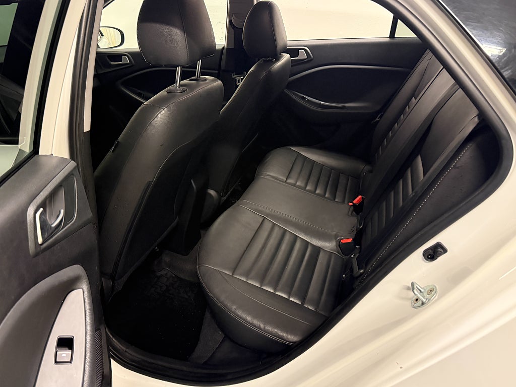 Hyundai i20 Active 1,0 T-GDI blue 120hk Premium Plus Drag 2016