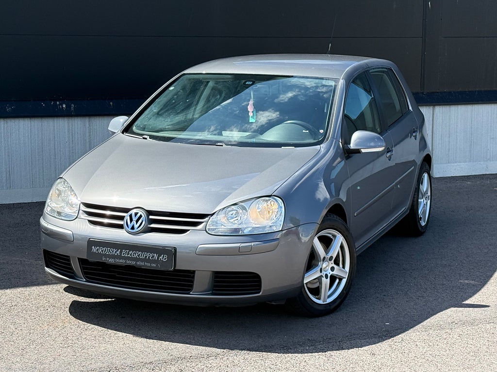 Volkswagen Golf 5-dörrar 1.6 TipTronic Trendline Euro 4, 2 brukare