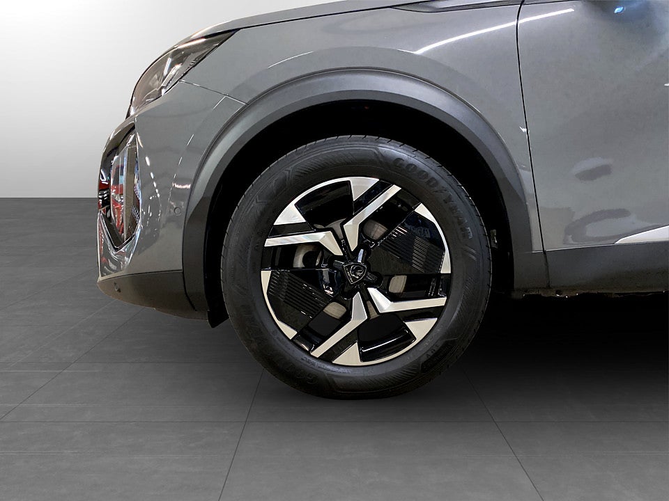 Bild på Peugeot 2008 Allure 1.2 PT 130hk B-KAMERA CARPLAY