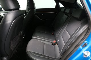 Halvkombi Hyundai i30 19 av 21