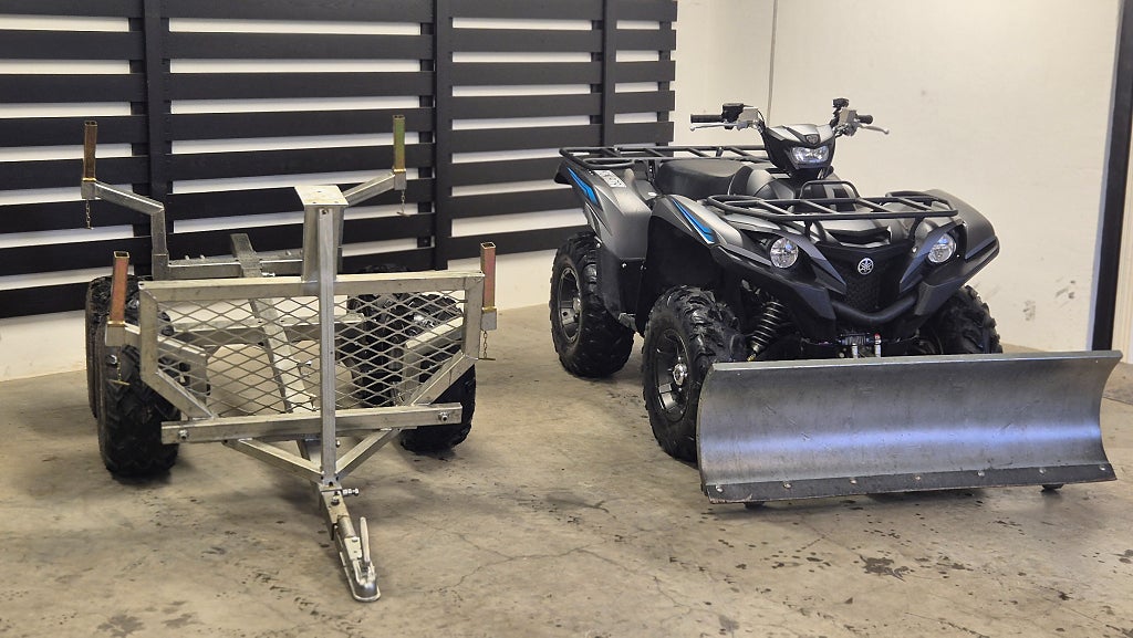 Yamaha Grizzly 700 EPS | Lejab Snöplog | Timmervagn