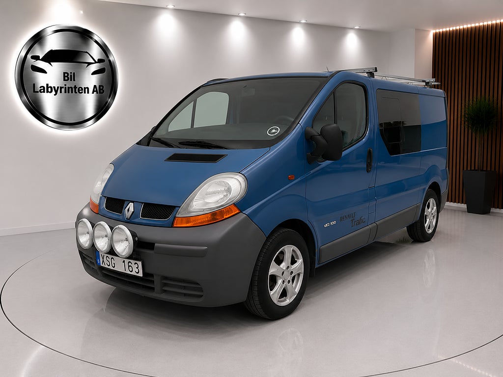 Renault trafic 6 SITS Kombi 1.9 dCi 101hk Campinginredd Solpanel