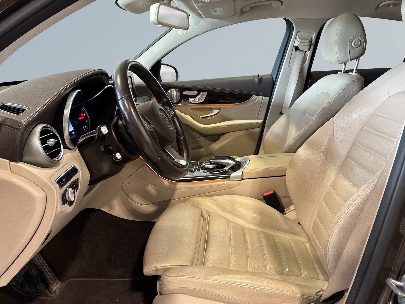 Mercedes-Benz GLC 2017, kuva 7/40