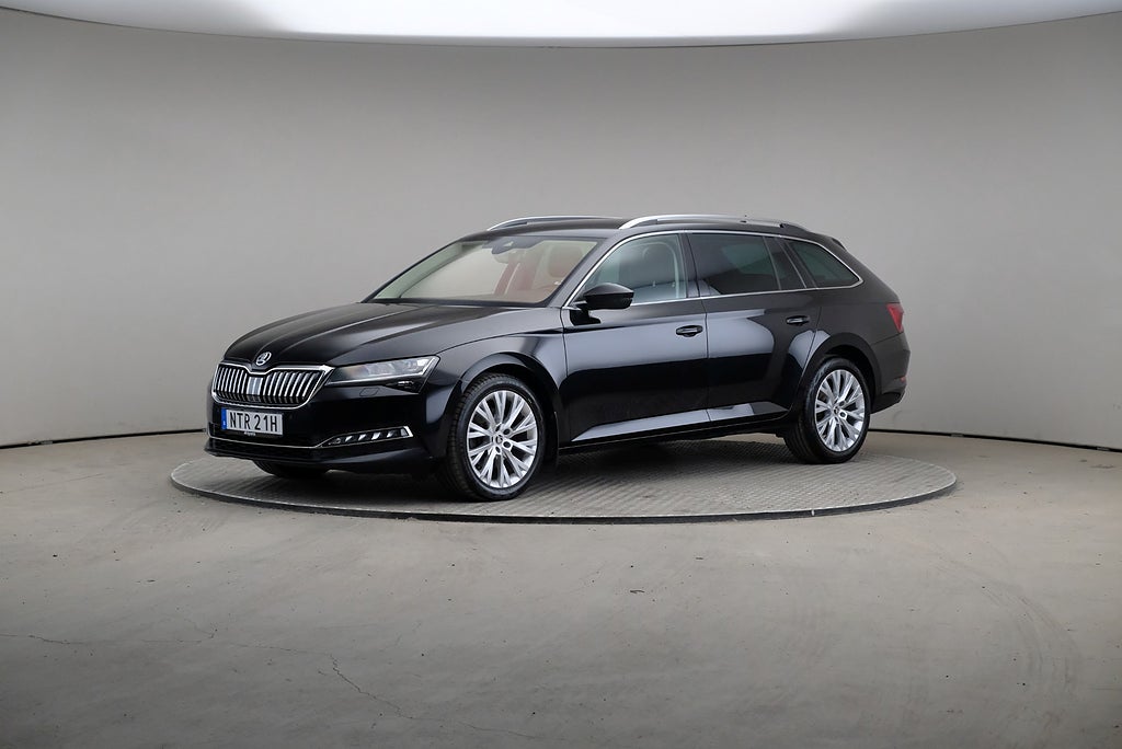 Skoda Superb TDI 150hk DSG Style Värmare Drag Alcantara