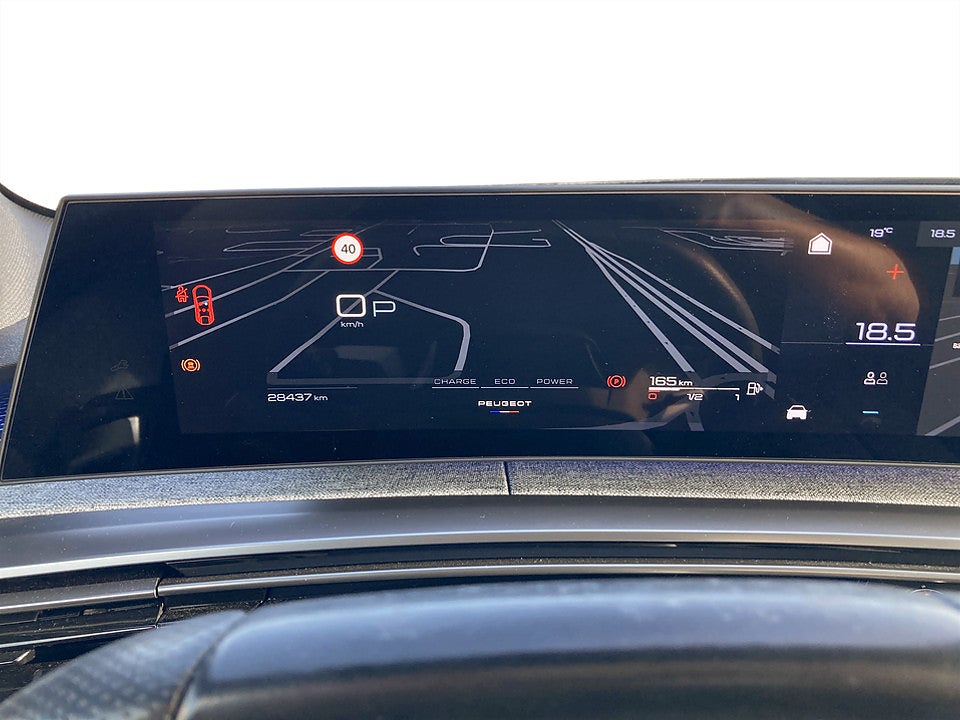 Bild på Peugeot 3008 GT Hybrid 145hk Aut B-KAMERA CARPLAY NAV
