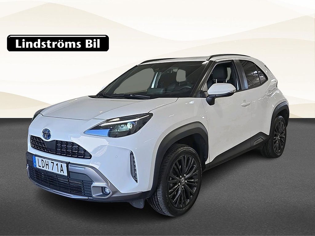 Toyota Yaris Cross Hybrid AWD-i 1,5 ADVENTURE S&V-hjul