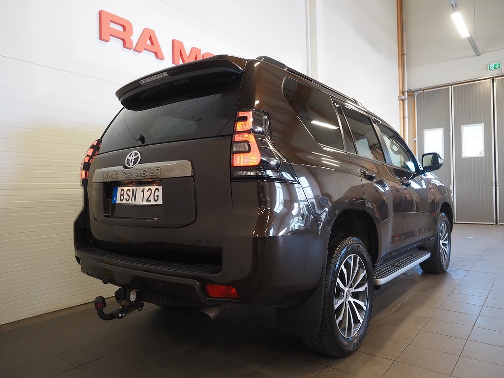 Toyota Land Cruiser 2.8 D-4D 4WD Premium Drag D-Värm Ledramp 2022