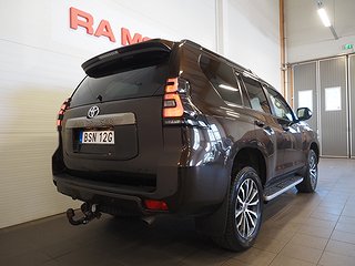 SUV Toyota Land Cruiser 6 av 24