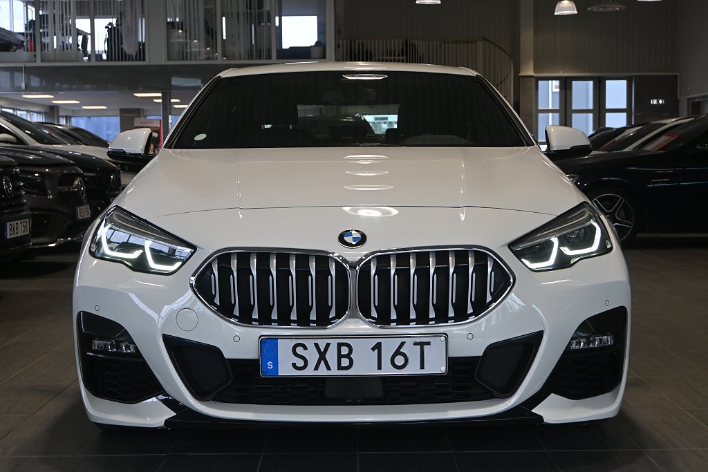 BMW 218i 2021 - miniatyr 5