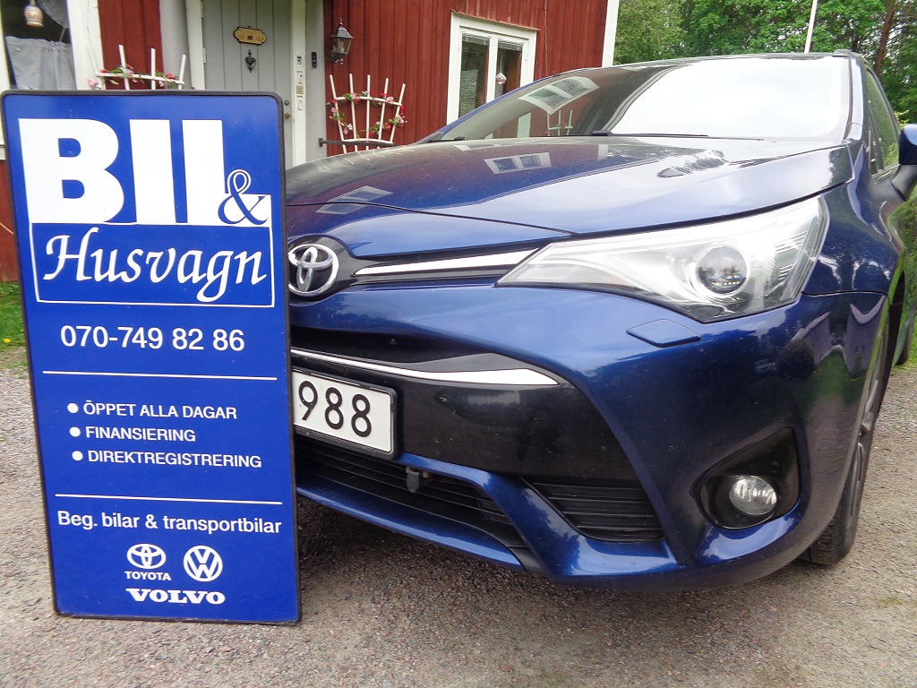 Toyota Avensis Kombi 1.8 END. 12000 MIL/2ÄG/FULLSERV/BES O SKATTAD/INB