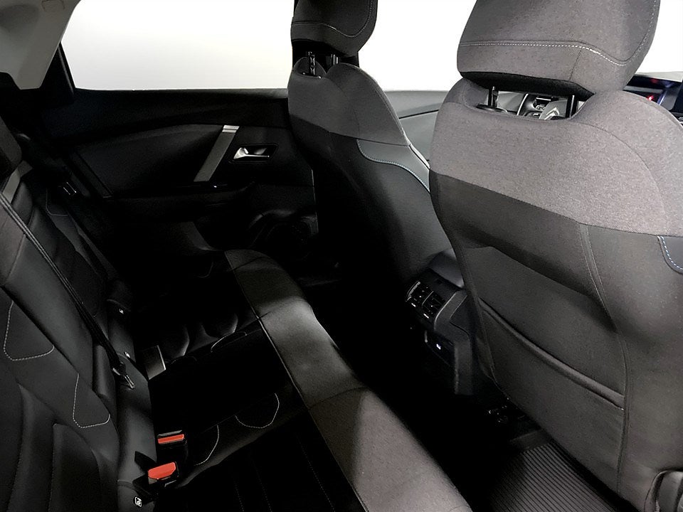 Bild på Citroën C4 Shine 1.2 PT 130hk Aut - 360-KAMERA, RATTVÄRME