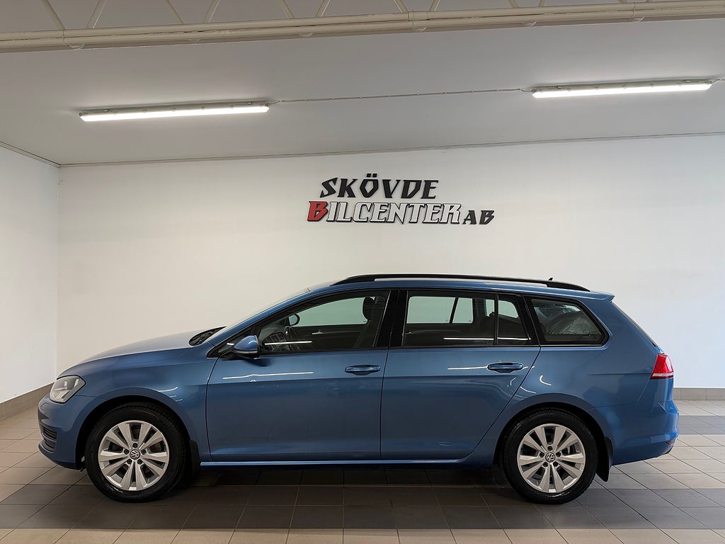 Volkswagen Golf 1.6 TDI Masters/Nyservad/Drag/D-Värmare/Adaptiv farthål