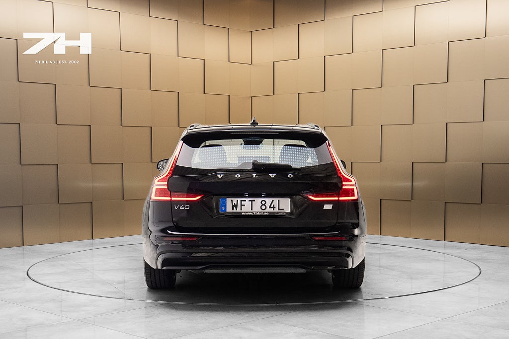 Volvo V60 Recharge T6 AWD Plus Dark Kamera Drag Adap.Farthållare