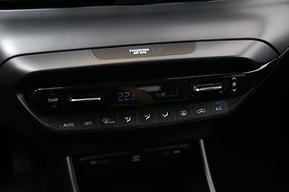 Halvkombi Hyundai i20 12 av 16