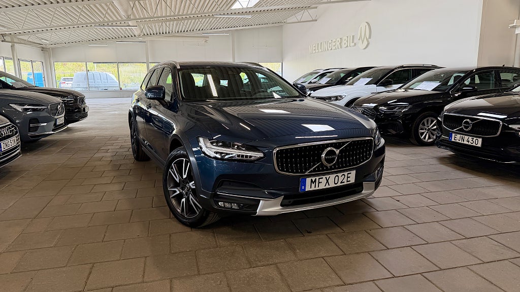Volvo V90 Cross Country D4 190hk AWD Aut Eu6 Backkamera Drag Park.Vä VOC