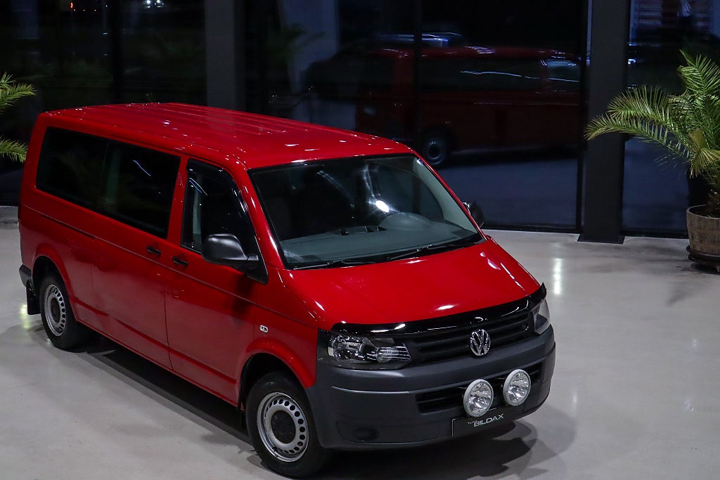Volkswagen Caravelle