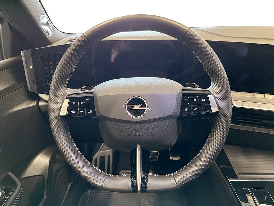 Bild på Opel Astra ST GS 1.2 PT 130hk Aut - B-KAMERA,CARPLAY,RATTVÄRME