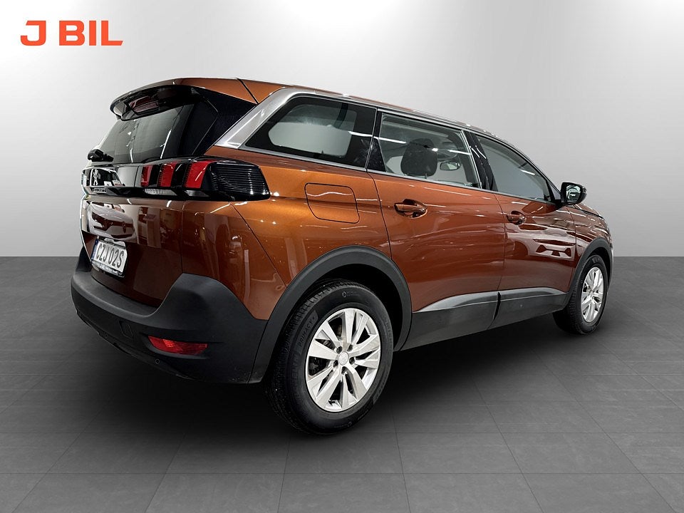 Bild på Peugeot 5008 Active 1.2 PT 130hk Aut - 7-SITS, B-KAMERA