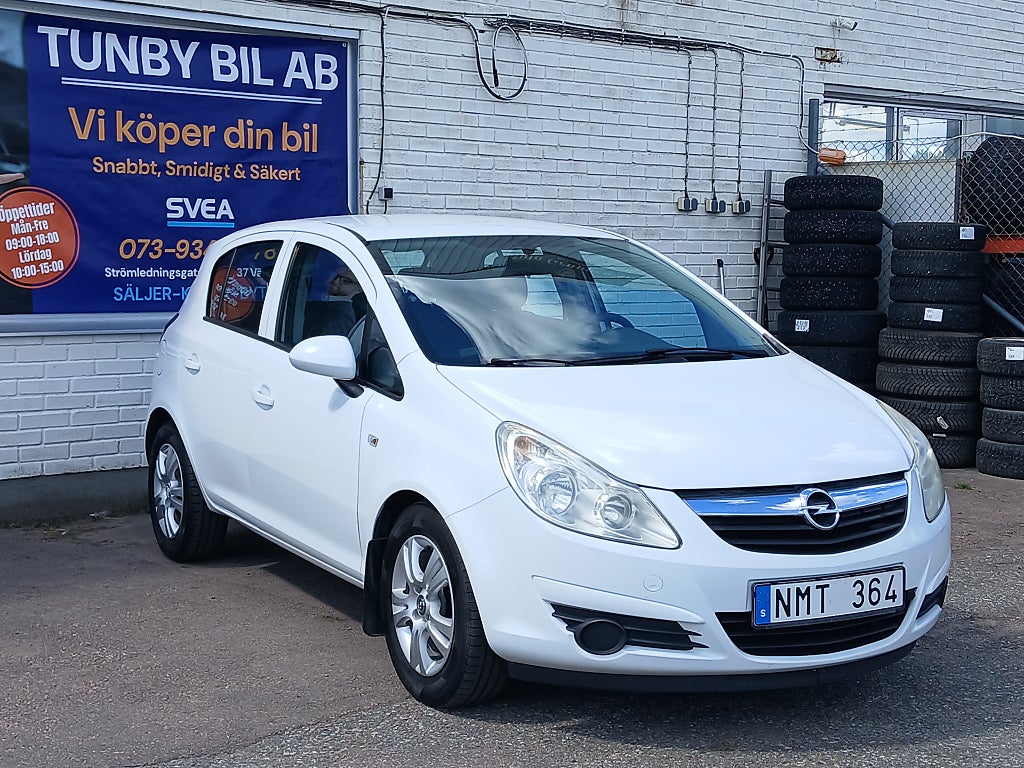 Opel Corsa 1.2 Kamkedja/AUX/Besiktad/Servad/M-Värm&uttag/P-Sensor