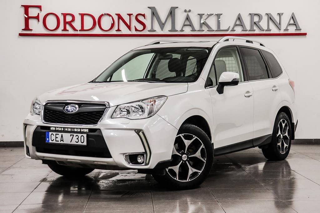 Subaru Forester 2.0 XT 241HK DRAG SOLTAK SKINN KAMERA H/K S+V