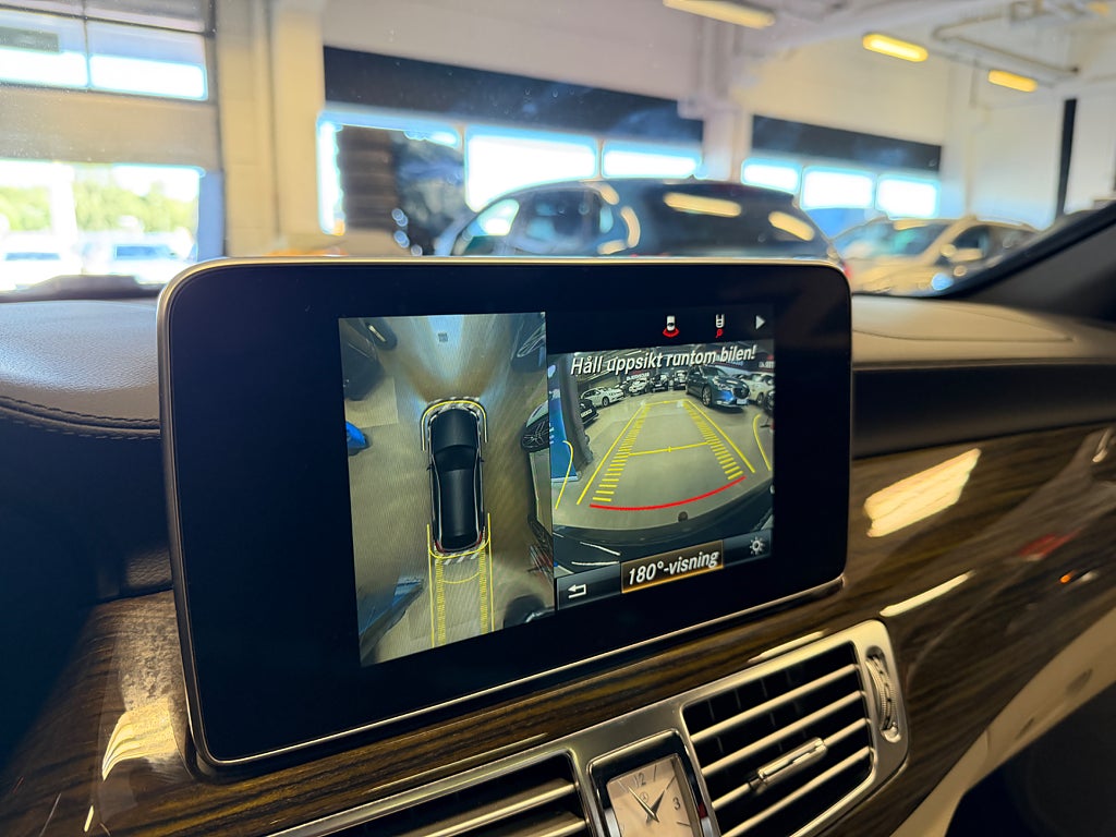 Mercedes-Benz CLS 2015 - miniatyr 17