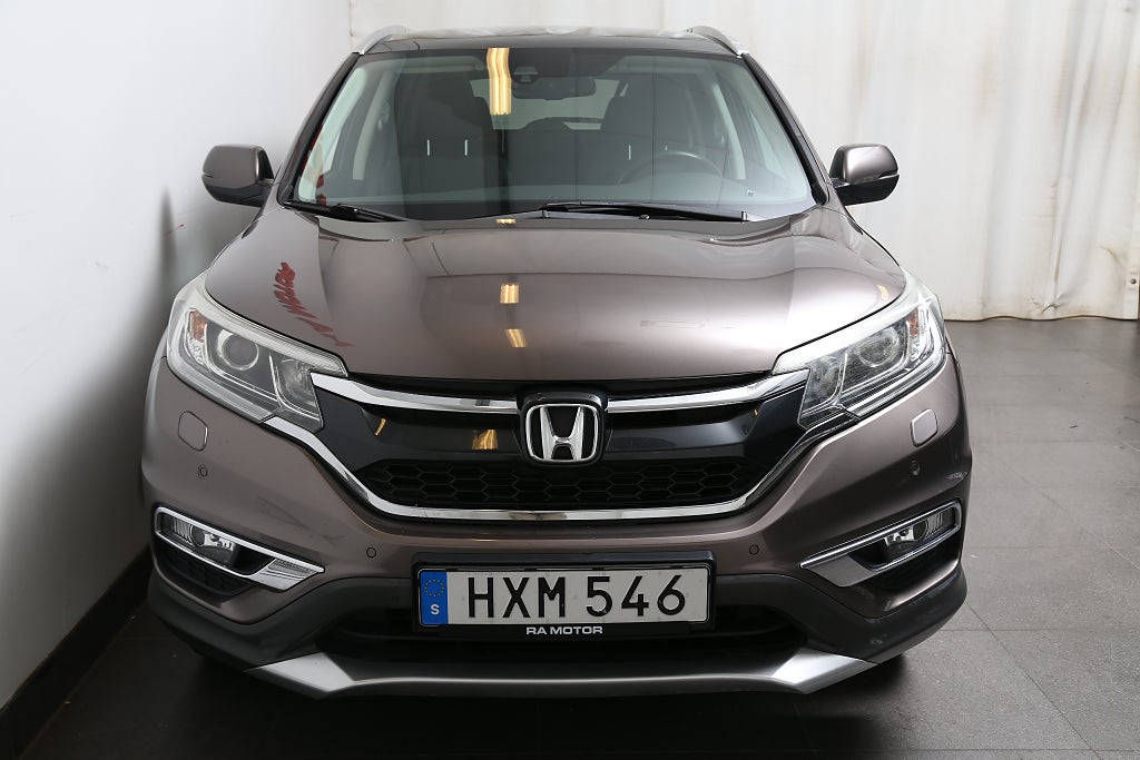 Honda CR-V 2,0 i-VTEC 155hk Executive Aut Skinn Panorama Drag 2015