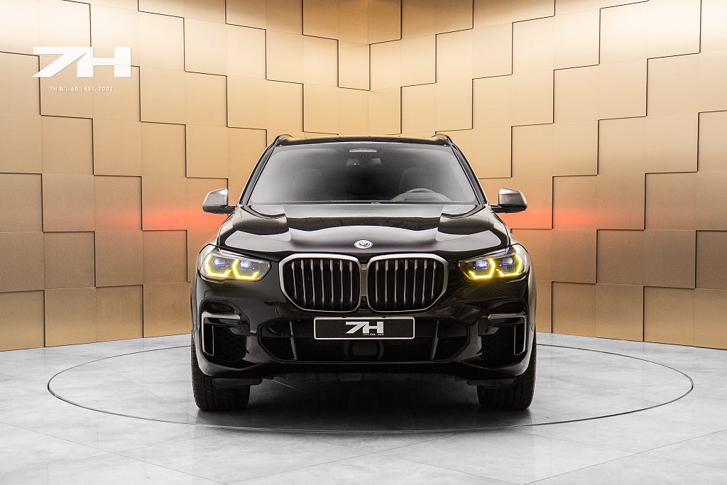 BMW X5 M50i M Sport Innovation Pano Laser H&K Komfortstolar