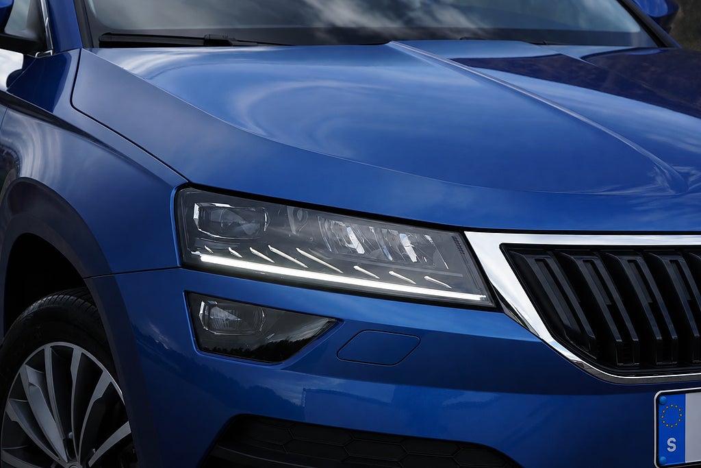 Skoda Karoq 1.5 TSI Style Automat|1-Ägare|Värmare|Cockpit|Drag|
