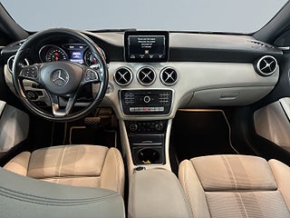 Mercedes-Benz A 180 d 7G-DCT Urban Line/S&V-hjul/H&K/Drag/Kamera/Navi – bild 8