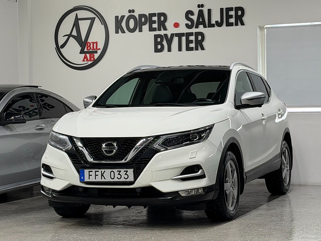Nissan Qashqai 1.2 DIG-T XTRONIC-CVT PANO GPS  360° kam SKINN KLÄDSEL