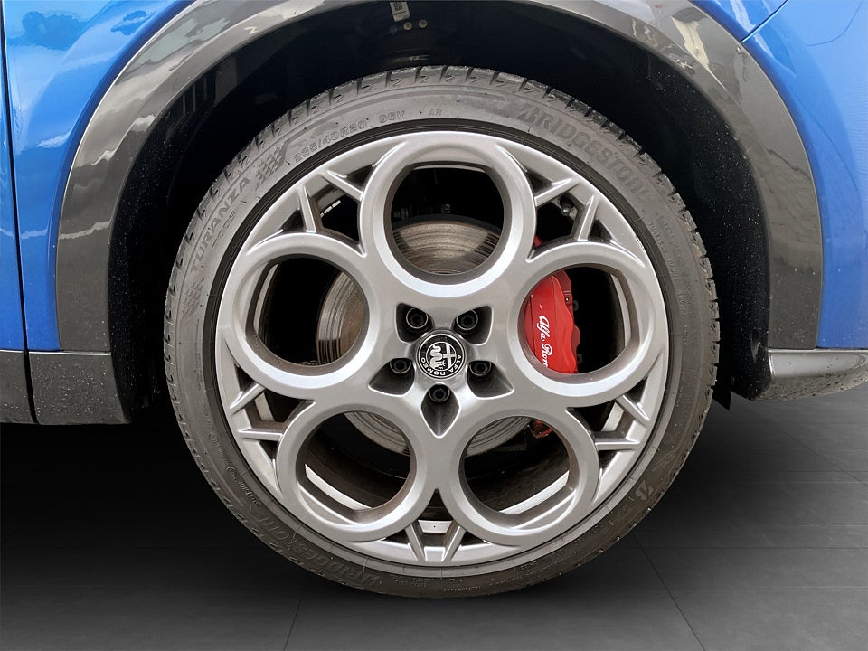 Bild på Alfa Romeo Tonale Edizione Speciale Hybrid 1.5 T TCT 130hk Aut B-KAMERA 