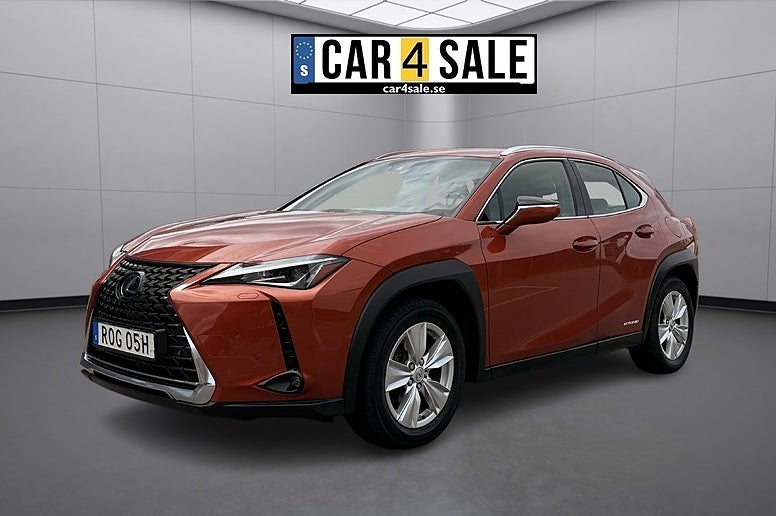 Lexus UX 250h E-Four CVT Euro 6 | Kamera | Carplay | 3.45% Ränta