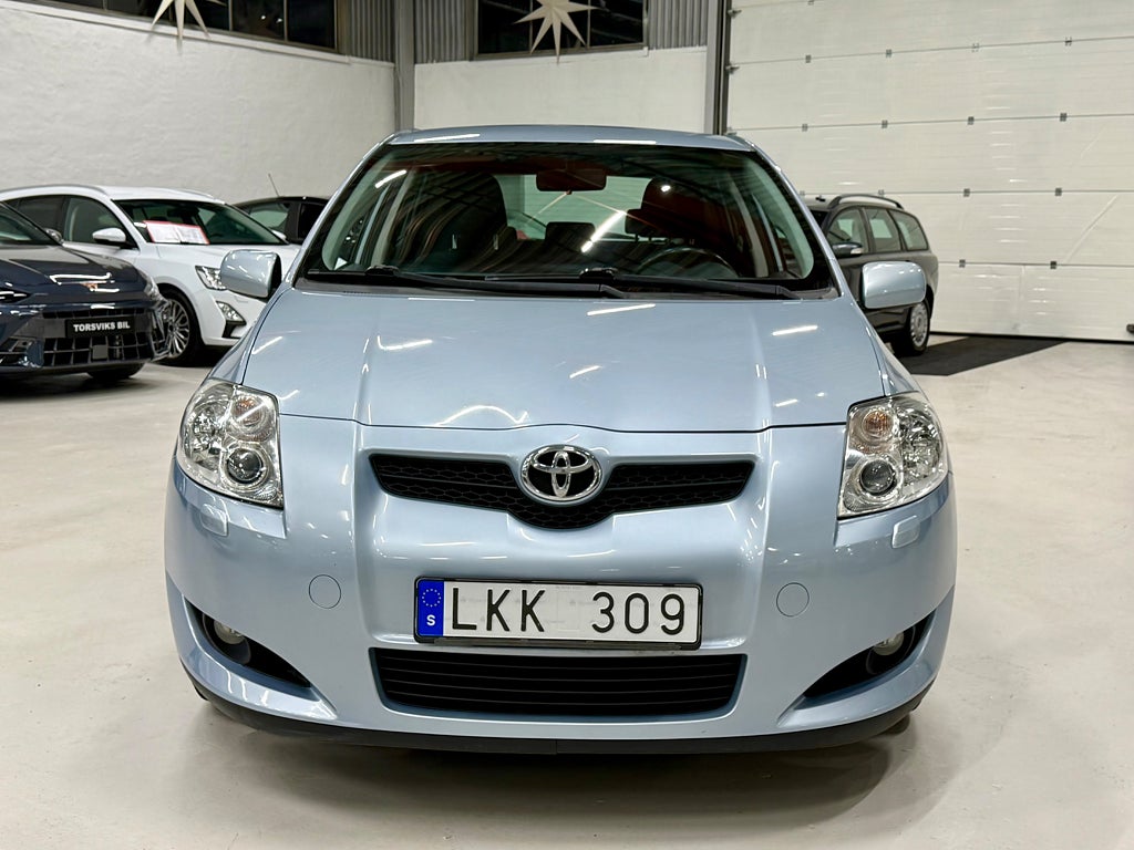 Toyota Auris 5-dörrar 1.6 Dual VVT-i Vinterhjul Hemleverans - miniatyr 8