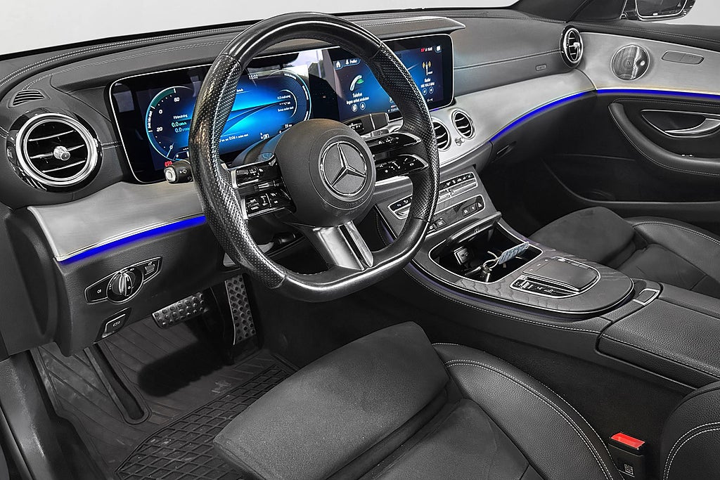 Mercedes-Benz E 2023 - miniatyr 9