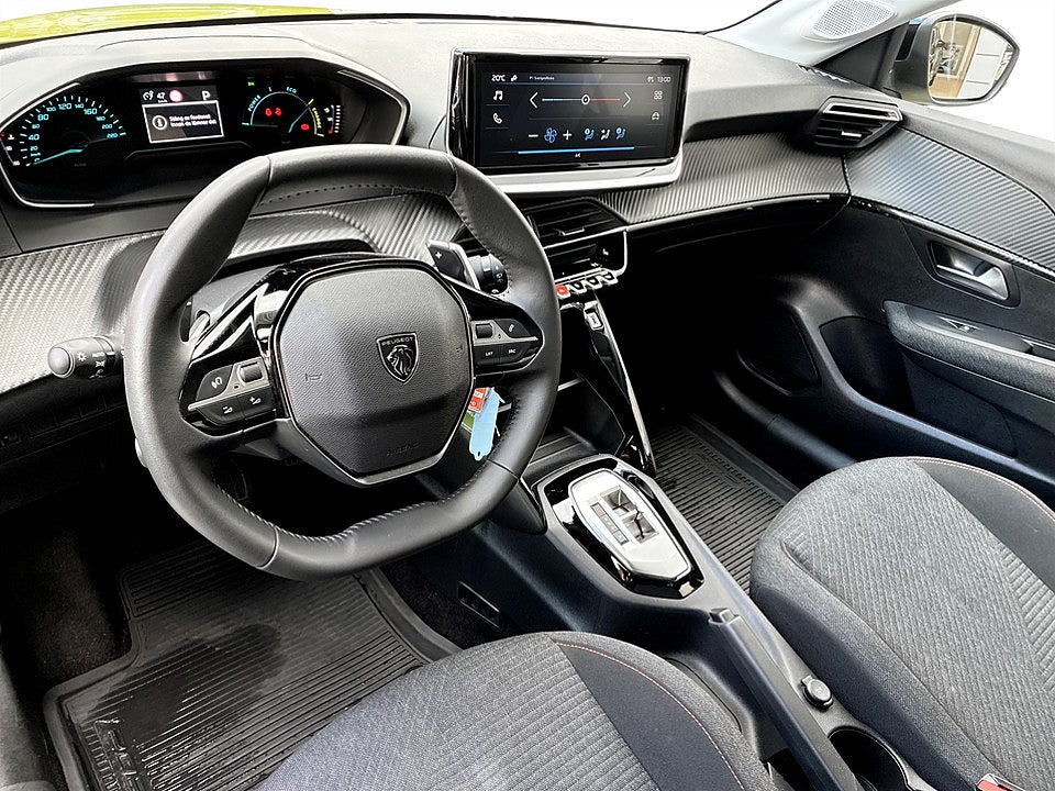 Bild på Peugeot 208 Style Hybrid 100hk Aut CARPLAY BACKSENSORER