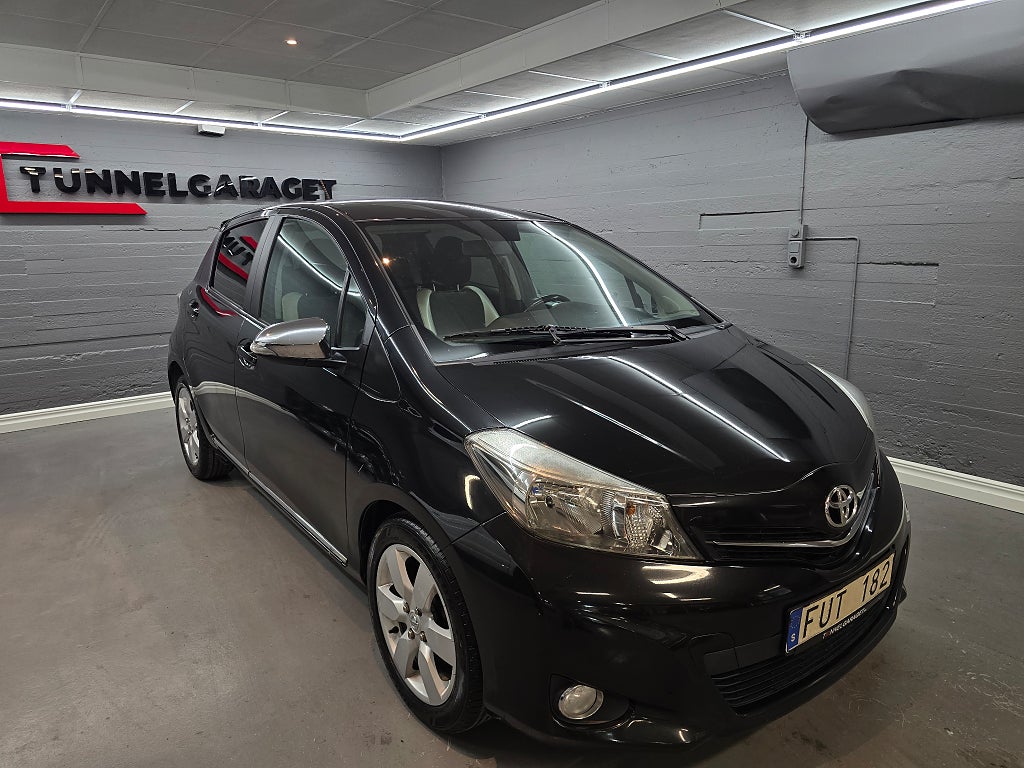 Toyota Yaris 5-dörrar 1.33 Dual VVT-i Trend  Nybesiktigad Nyservad 