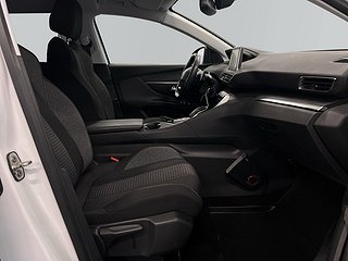 Peugeot 5008 1.2 PureTech S&V-hjul/Carplay/M&K-värm/7-sits
