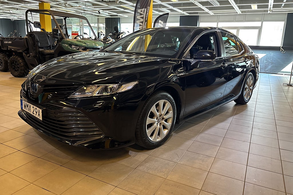 Toyota Camry Hybrid CVT 218 hk/ Rough Road