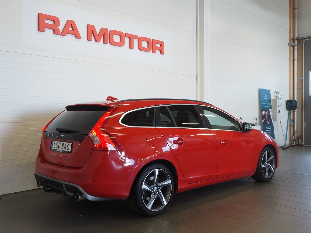 Volvo V60 D3 R-Design 163hk | Drag | Bluetooth | 2012