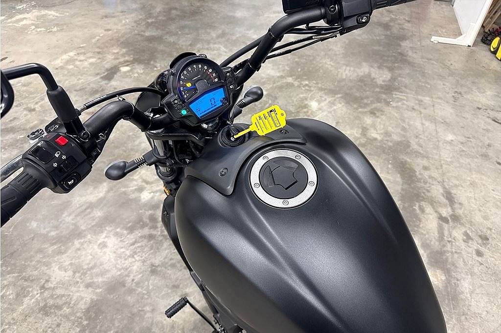 Kawasaki Vulcan S 650 Vulcan S i NYSKICK, LÅG MIL,1 BRUKARE