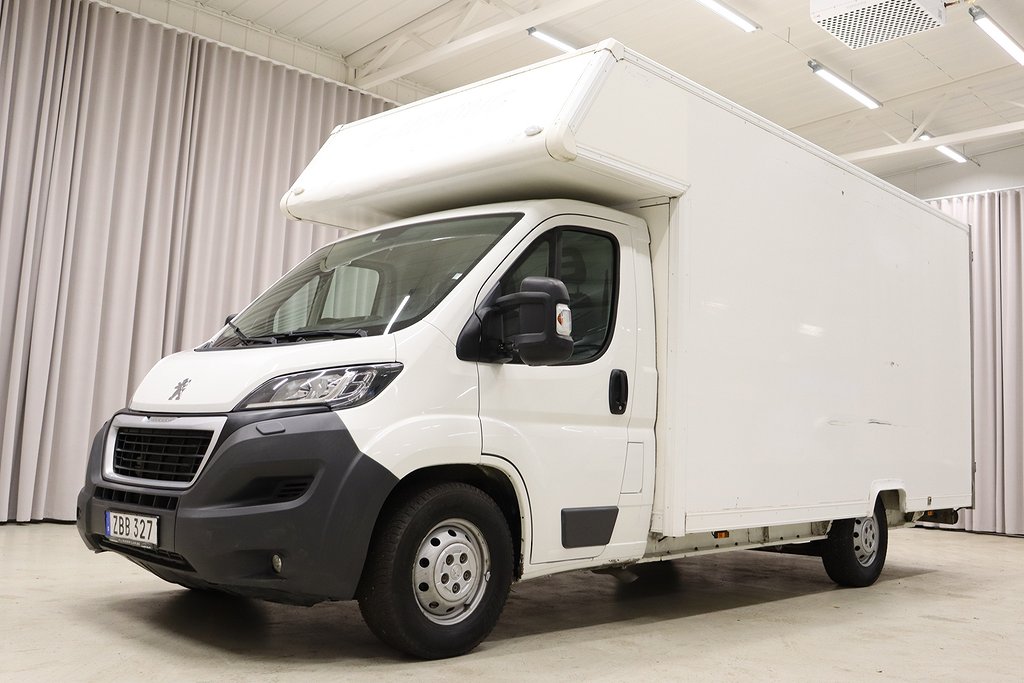 Peugeot Boxer 163HK Volymskåp Överhäng Flyttbil Lastar1120kg