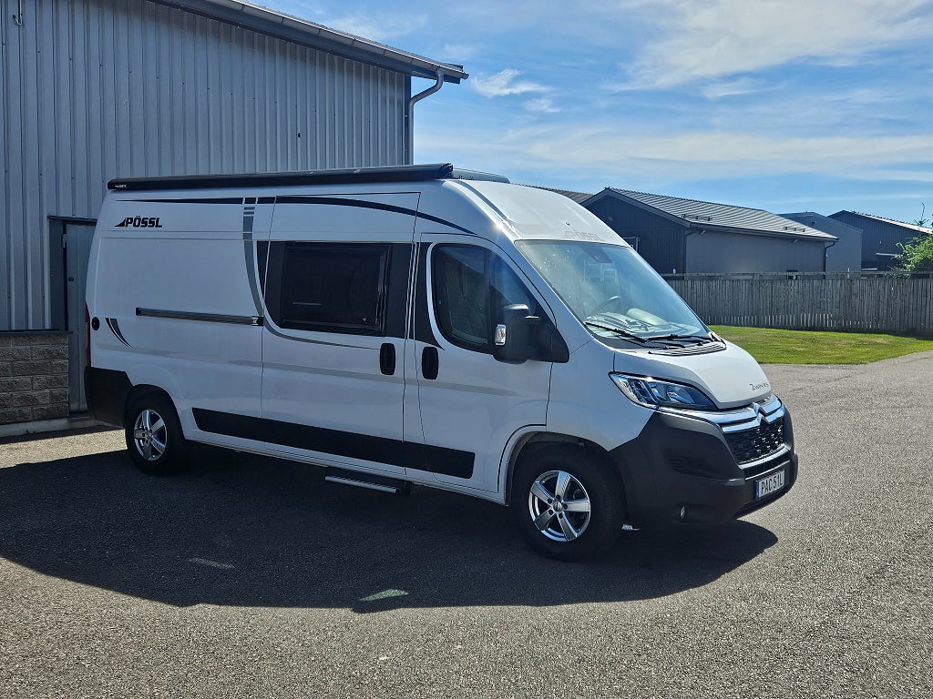 Pössl 2WIN 600 RS Solceller / Kamera / CarPlay / 3 Bäddar