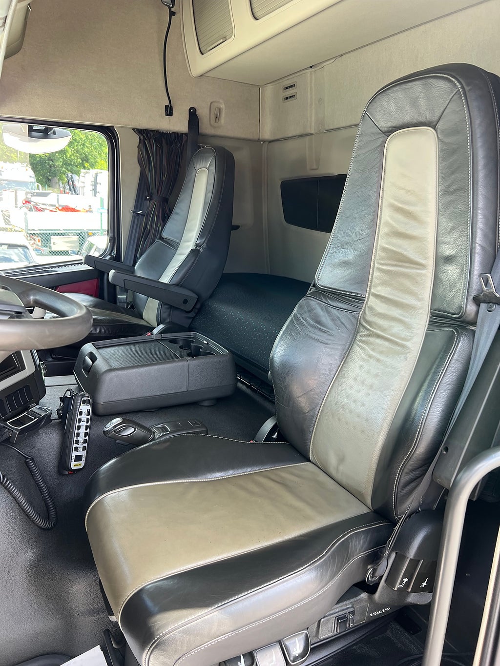 Volvo FM13 460 8x4*4 Kranväxlare Palfinger Kran & Jibb
