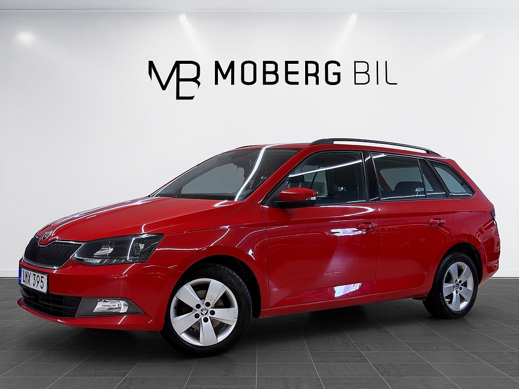 Skoda Fabia Skoda Fabia Kombi 90hk Style Keyless PDC Årsskatt 360kr