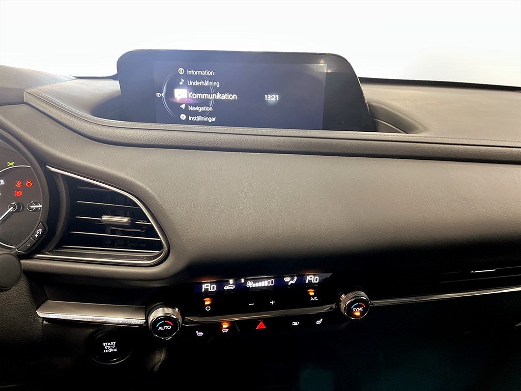 Bild på Mazda CX-30 2.0 Sky 150hk - B-KAMERA, RATTVÄRME