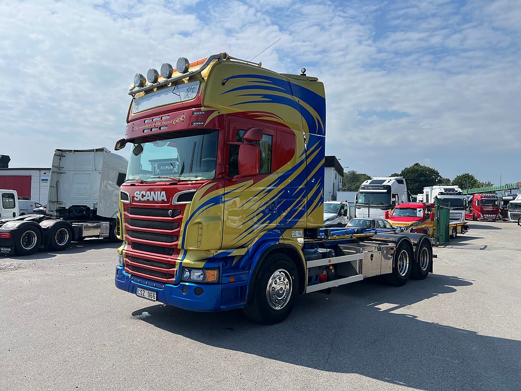 Scania R560 V8 6x4 Tandem, Lastväxlare