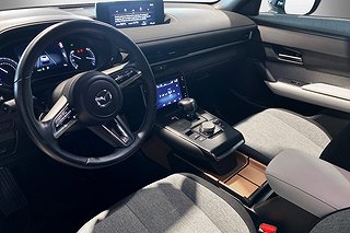 SUV Mazda MX-30 9 av 17
